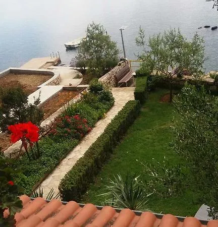 Mare Apartment Maslenica